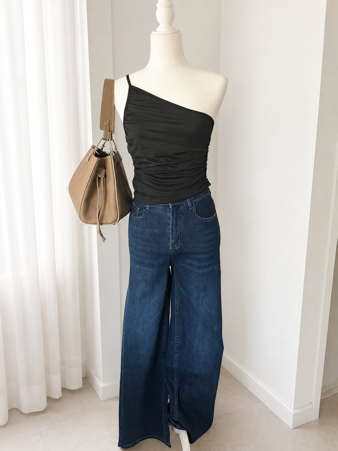 Dark Wash Wide Leg Jeans