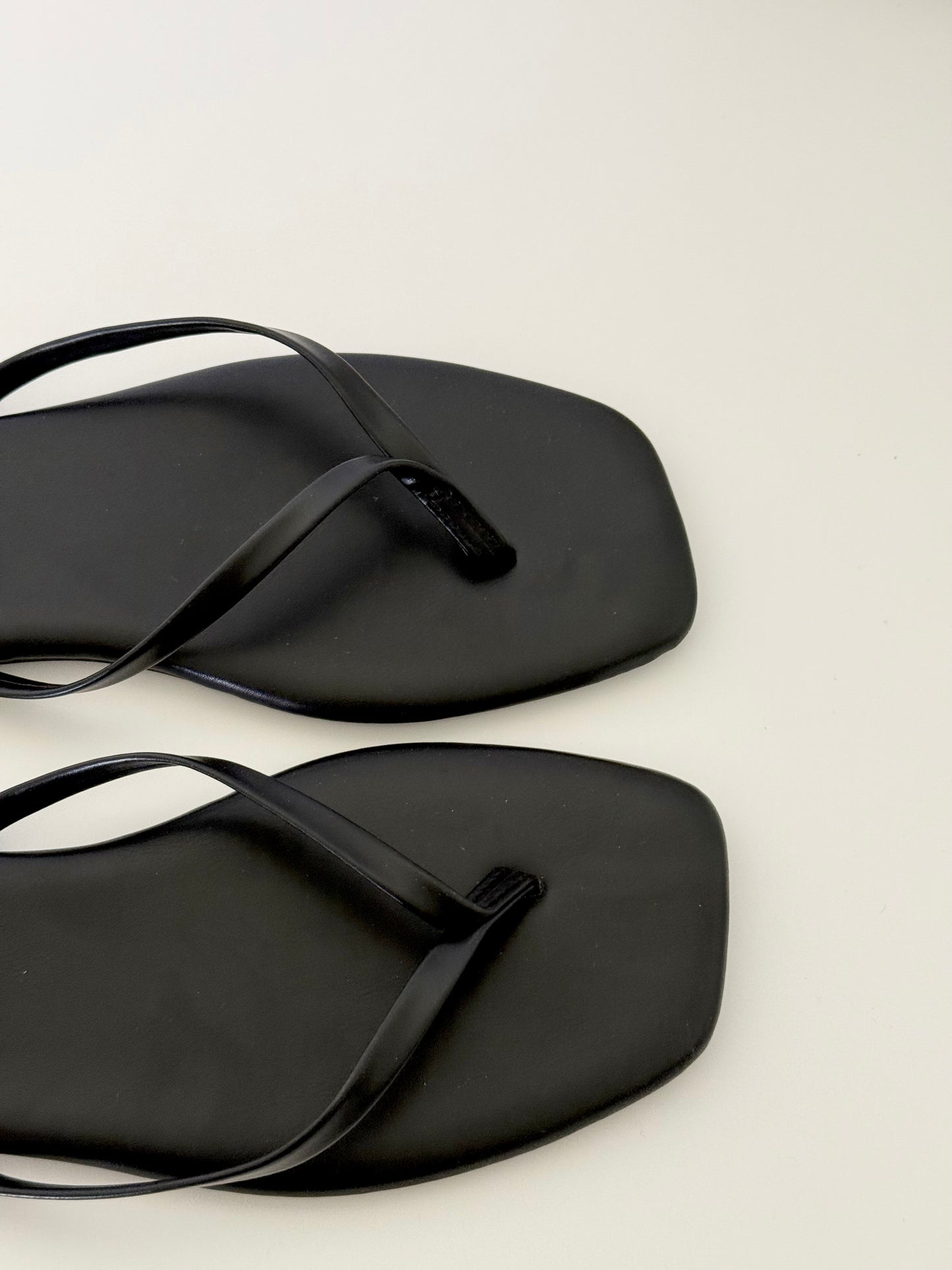 Midnight Sole Sandal